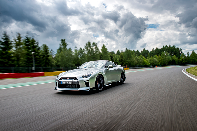 Illustration for article titled 2017 Nissan GT-R: Godzilla Grows Up But Still Eats Supercars For Breakfast